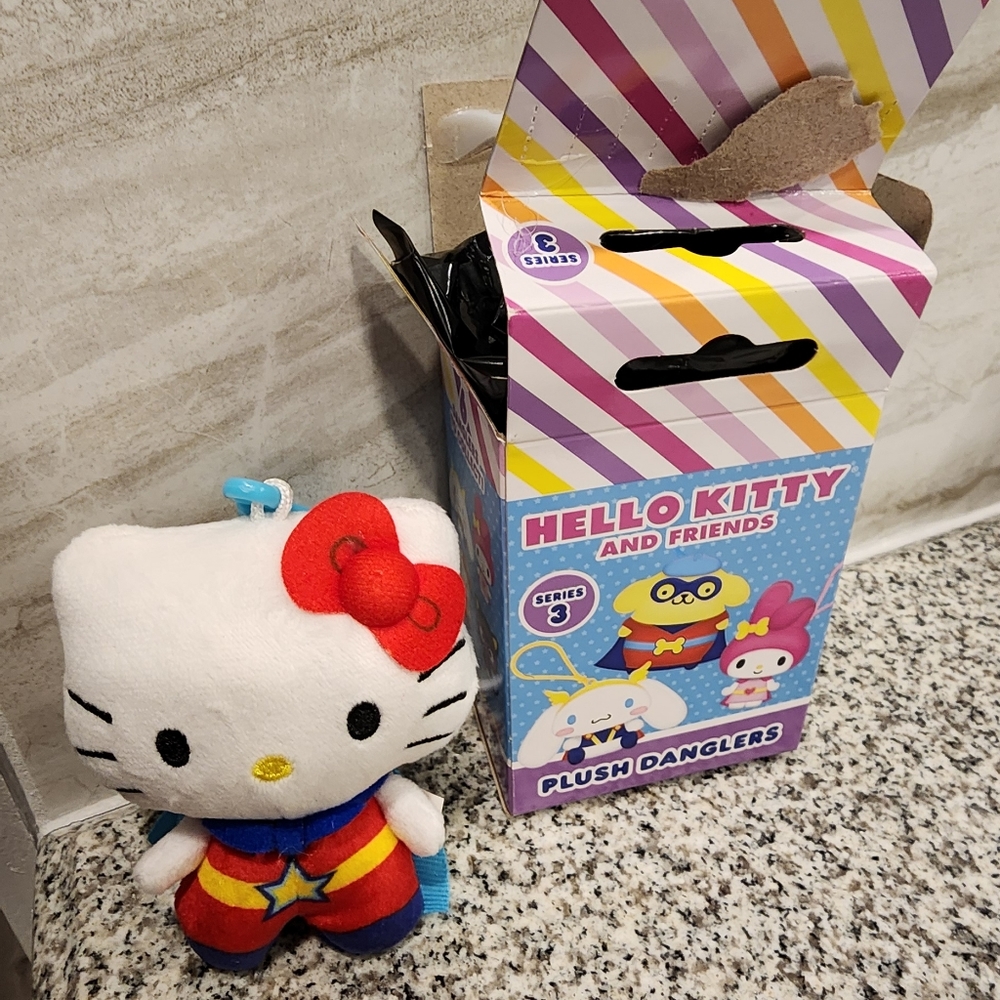 New Open Box Hello Kitty Plush Danglers Series 3 Superhero Cape Costume Clip 4"